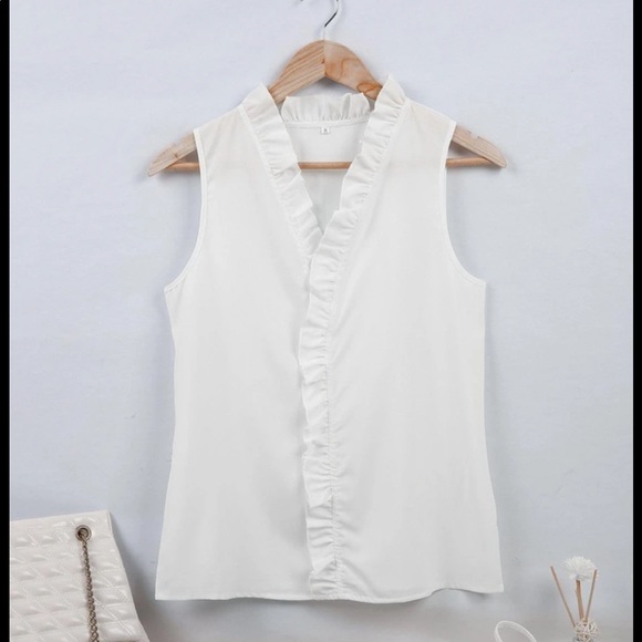 Ruffle shell top - Picture 2 of 7